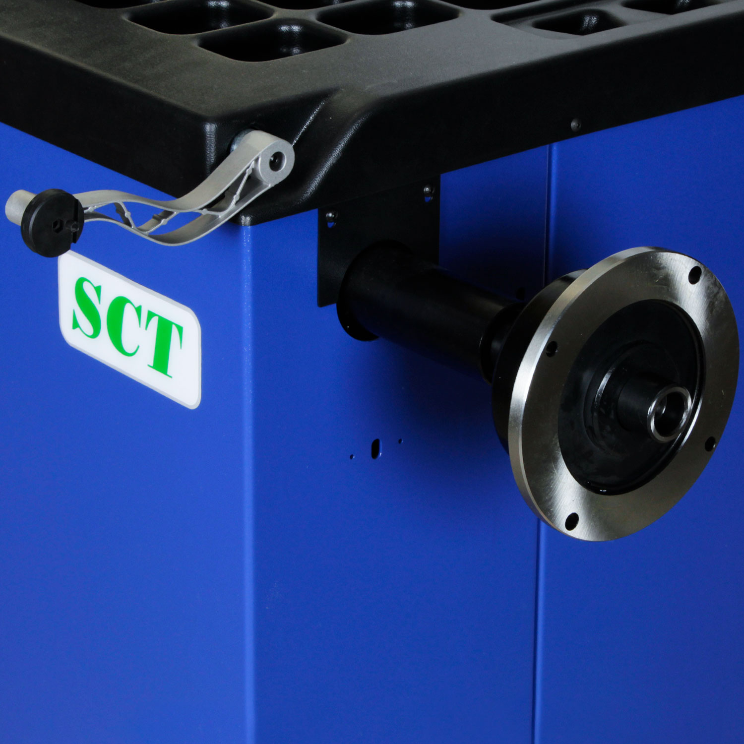 BALANCEADORA DE RUEDAS SCT LIFT MODELO S-300 5