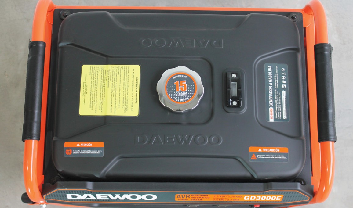 GENERADOR GASOLINA GDA3000E 3KVA 9