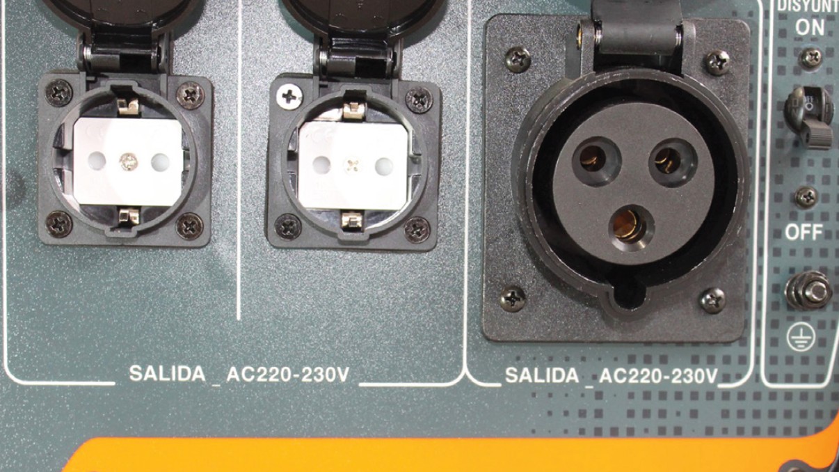 GENERADOR GASOLINA GDA6500E 6.2KVA 8